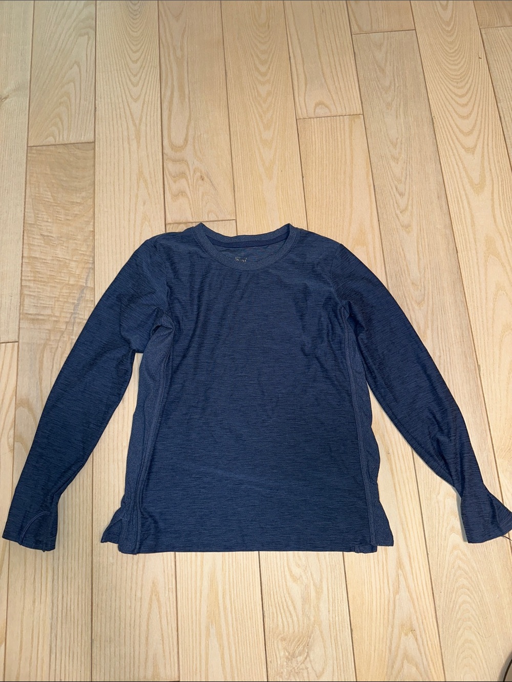 Athleta Kids Long Sleeve Crew Neck Tee in Navy Blue